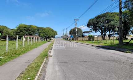 Terrenos / Lotes / Condomínio  em Barro Preto  -  São José dos Pinhais