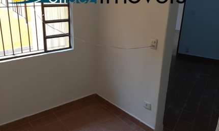 Casa com 2 quartos para alugar no Parque Monteiro Soares, São Paulo 
