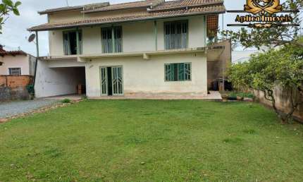 Casa de 5 quartos no bairro Nossa Senhora de Fátima em Penha