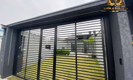 Casa Geminada diferenciada fino acabamento com piscina na Penha