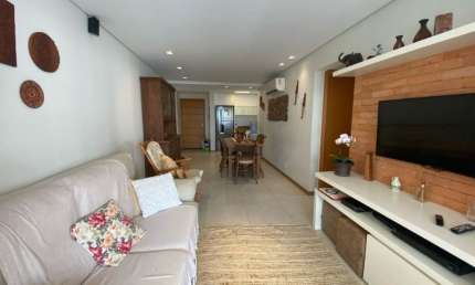 Apartamento de 148m² com 3 quartos sendo 1 suíte no bairro Abrãao em Florianópolis