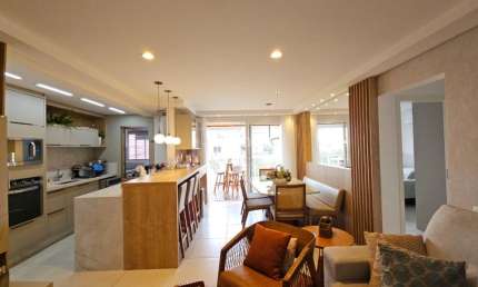 Apartamento de 145 m² com 3 quartos sendo 1 suíte no bairro Campeche