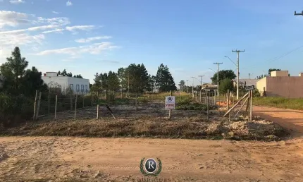 Terreno à venda na Rua Vacaria, Praia Paraíso, Torres