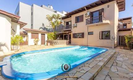 Casa com 4 quartos para alugar na Travessa Tupinambá, Centro, Torres
