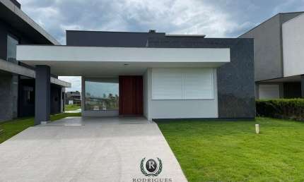 Casa com 4 quartos à venda na Avenida Castelo Branco, Reserva Das Águas, Torres