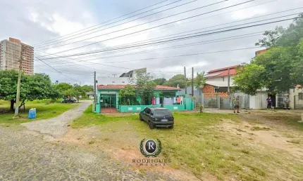Casa com 5 quartos à venda na Rua Antônio Galdino Silveira, Predial, Torres