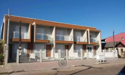 Casa com 2 quartos à venda na Rua Eliseu Kuever, Curtume, Torres