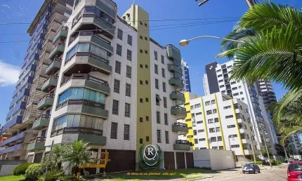 Apartamento com 3 quartos à venda na Rua Osvaldo Aranha, Centro, Torres