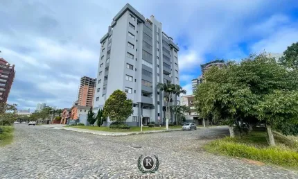 Apartamento com 3 quartos à venda na Rua Plínio Kroef, Predial, Torres