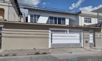 Casa com 3 quartos para alugar no Jardim São Pedro, Mogi das Cruzes 
