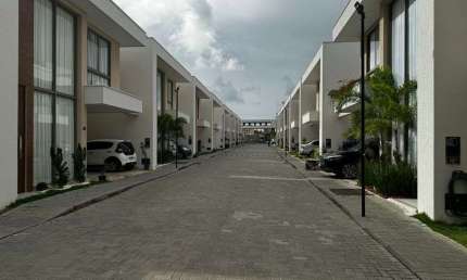 Casa de 4 quartos Alto Padrão em Condomínio Jaguar Residence em Vilas do Atlântico/BA