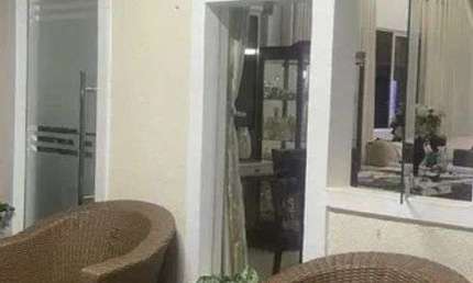 Cód. 377 Buraquinho Casa Térrea 4/4 sendo 3 suítes com piscina e 2 Vagas