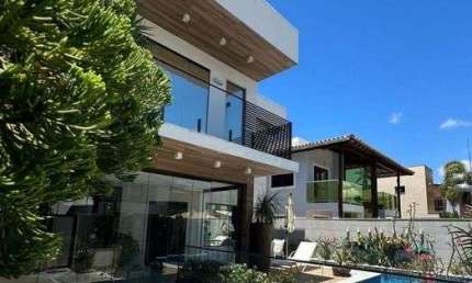 Casa de Luxo em Vilas do Atlântico / Lauro de Freitas - BA