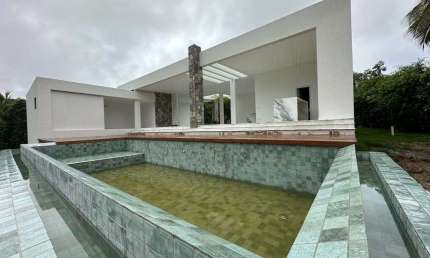 Casa 4 quartos com 3 Suítes em condomínio de luxo, Parque dos Coqueiros - Camaçari BA