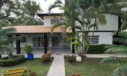 Casa 5/4 em Busca Ville, com piscina privativa Busca Vida - Camacari/BA