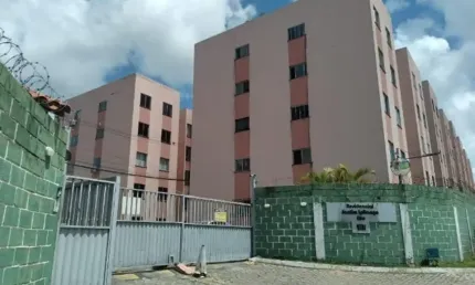 Cód. 10 vida nova 2/4 nascente no cond. jardim ipitanga life
