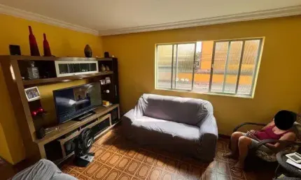Cód. 129 Vale dos Lagos 2/4 com 2 banheiros Nascente na Rua E