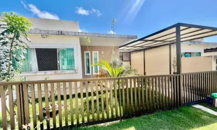 Cód. 292 abrantes casa com 2/4 com suíte reformada com energia solar