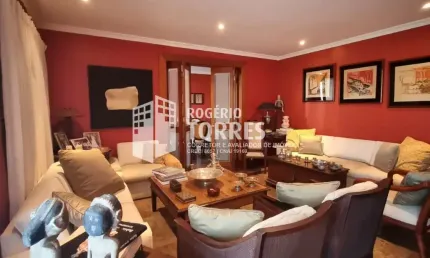 Apartamento cobertura a venda de 5 suítes com vista mar, piscina, área gourmet e 5 garagens no RIO VERMELHO