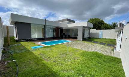 Cód. 8007 Arembepe Casa 2/4 com suíte e Piscina Privativa