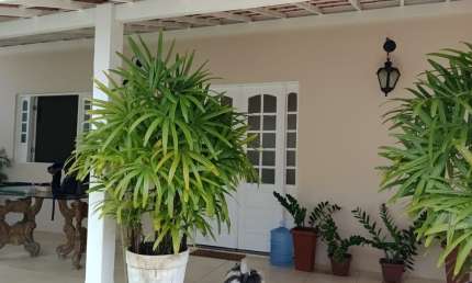 Cód 551 Jauá Casa 4/4 sendo 2 suítes com Piscina Privativa