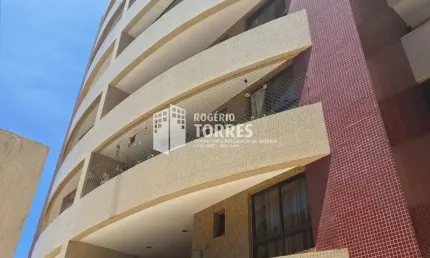 Apartamento a venda de 3/4, 1 suíte + dependência e 2 garagens no PITUBA VILLE
