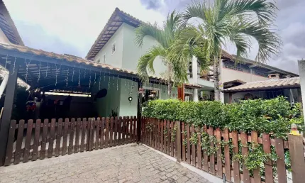 Cód. 263 Lauro Casa com 3/4 sendo um suíte e 2 vagas no Portão do Sol