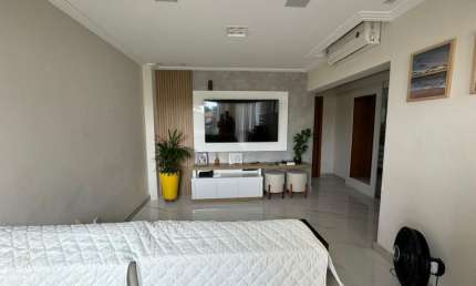 Apartamento pé na areia em praia do Flamengo- 2 suítes