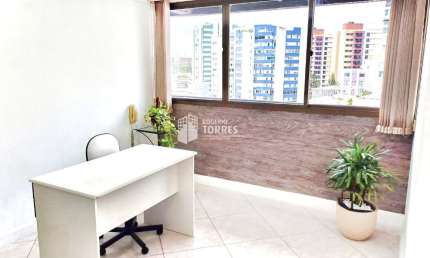 Sala Comercial a venda de 28m² no Centro Médico Pituba