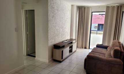 Cód. 596 Costa Azul 2/4 com suíte e Varanda perto da Praia
