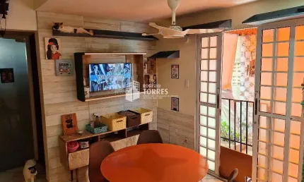 Village duplex a venda de 3/4, 1 suíte com varandas e 2 garagens em PATAMARES