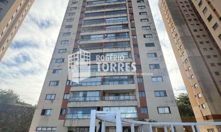 Apartamento a venda de 3/4, 1 suíte, varanda gourmet e 2 garagens na PARALELA