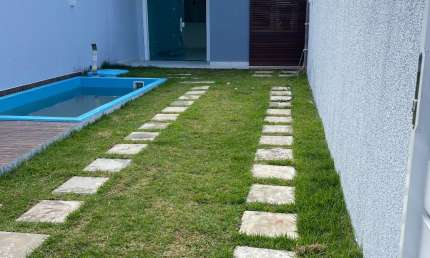 Cód. 8006 Arembepe Casa com 2/4 com suíte e Piscina
