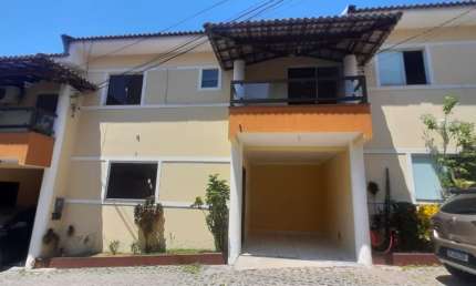 Cód. 42 Lauro Casa Duplex com 3/4 sendo um suíte com 2 Vagas
