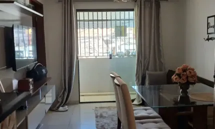 Cód. 249 Boca do Rio Casa com 2/4 e Varanda na Rua da 9ª Delegacia