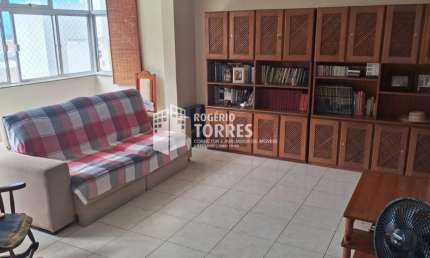 Apartamento a venda de 4/4, 2 suítes + dependência com 189m² e 2 garagens na PITUBA