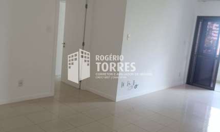 Apartamento a venda de 3/4, 2 suítes + dependência e 2 garagens na Pituba