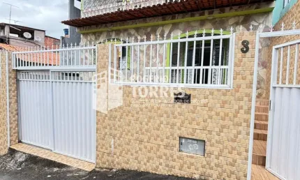 Vendo casa de 3/4 sendo 1 suíte e 2 vagas de garagem em Castelo Branco