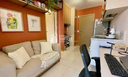 Apartamento a venda 1/4 MOBILIADO, varanda e 1 vaga na Federação