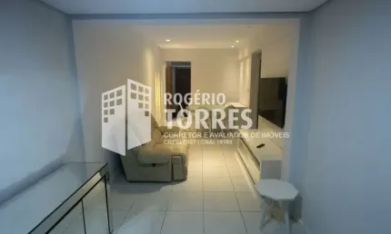 Apartamento locação de 2/4, MOBILIADO, NASCENTE e ANDAR ALTO no CAMINHO DAS ÁRVORES