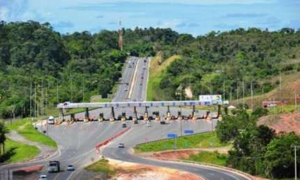 Terreno comercial à venda na Via Parafuso, São Cristóvão, Salvador