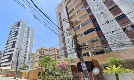 Cód. 001 imbuí 3/4 com suíte e closet e 2 vagas cobertas