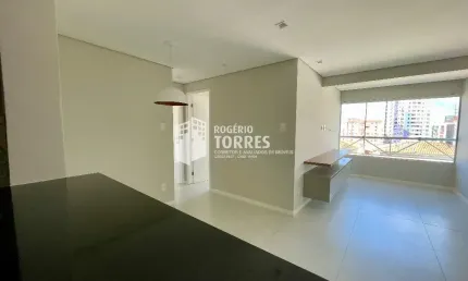 Apartamento a venda de 2/4, 1 suíte e 1 garagem em Jardim Armação