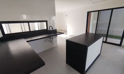 Casa primeira habitação em condomínio vilas de abrantes..