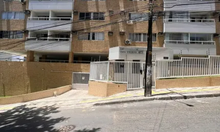 Cód. 008 costa azul 2/4 com dependência e varanda vista livre