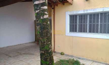 Casa á venda com 3 quartos, Residencial Parque das Palmeiras - Pindamonhangaba