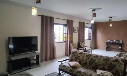 Chácara à venda, 2415 m² por R$ 1.300.000,00 - Vila Sao Benedito - Pindamonhangaba/SP