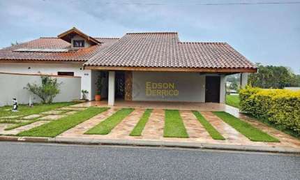 Casa em Condomínio com 4 quartos, Condomínio Village Paineiras - Pindamonhangaba