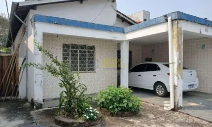 Casa com 2 dormitórios à venda, 120 m² por R$ 330.000 - Santana - Pindamonhangaba/SP