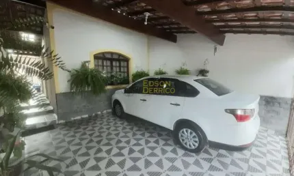 Sobrado à venda, 164 m² por R$ 480.000,00 - Jardim Rosely - Pindamonhangaba/SP